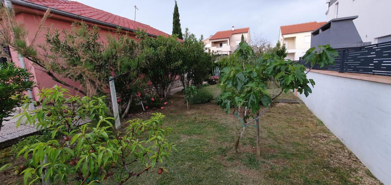 Mediterranean House 50M From The Sea Нін Екстер'єр фото
